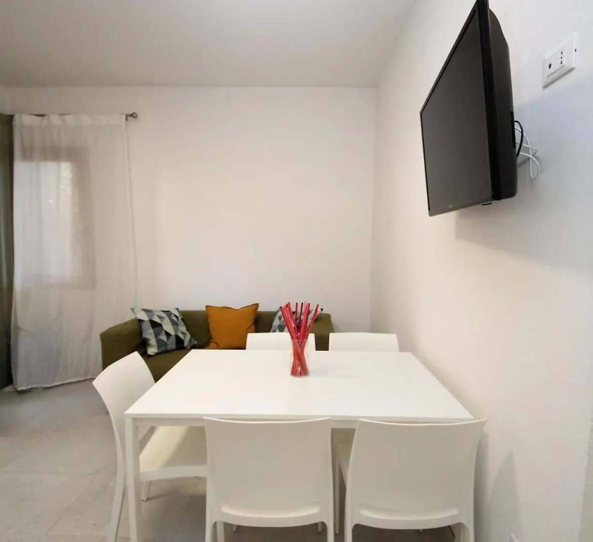 Modern 2 Bedroom Apartment Near Rosolina Beach ロゾリーナ・マーレ